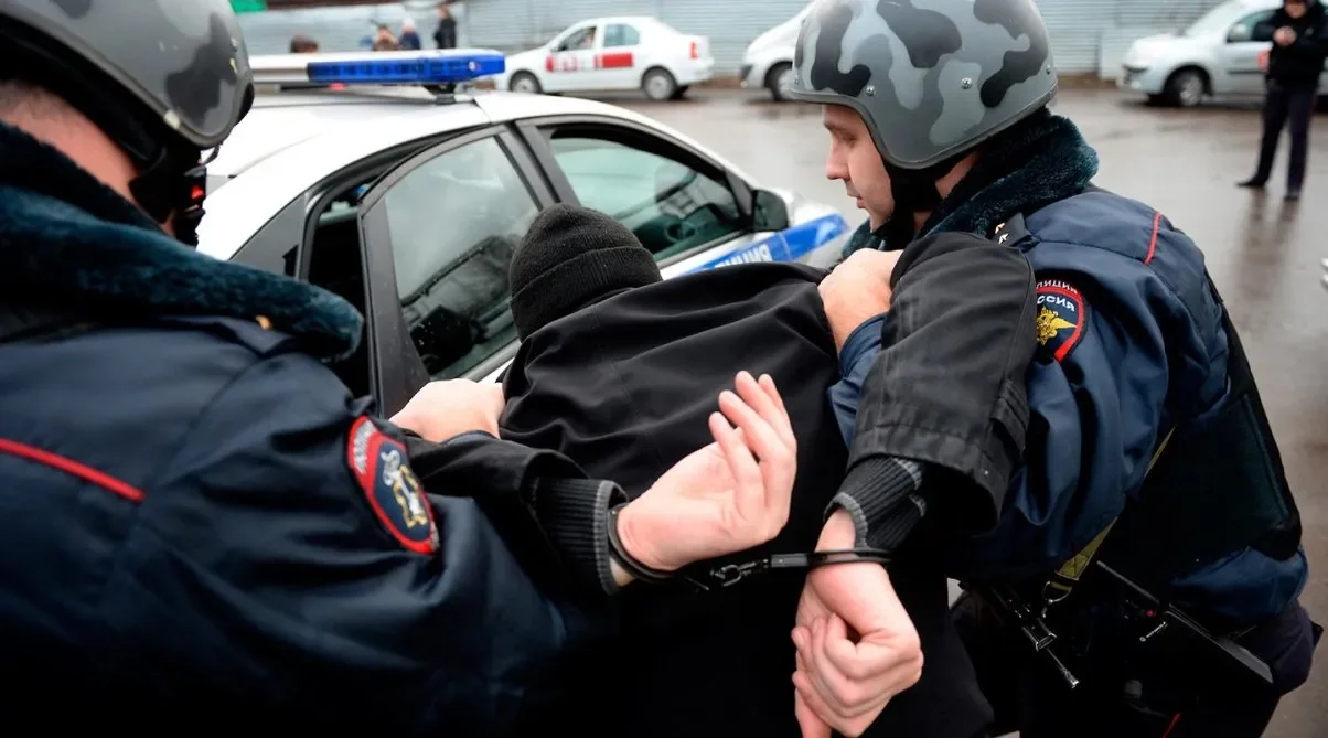 если вас задержали по подозрению в хранений или распространений наркотиков.webp